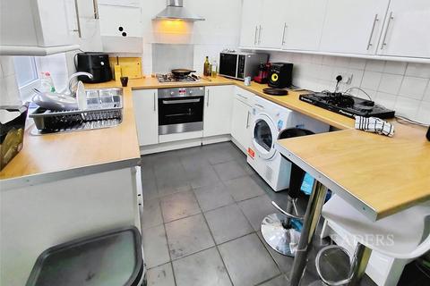 5 bedroom house to rent, Standish Road, Manchester, M14