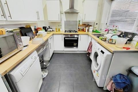 6 bedroom terraced house to rent, Standish Road, Manchester, M14