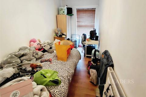 6 bedroom terraced house to rent, Standish Road, Manchester, M14