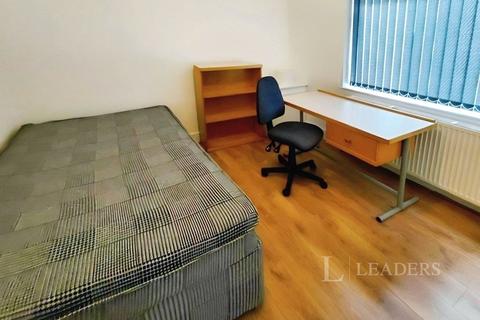 6 bedroom terraced house to rent, Standish Road, Manchester, M14