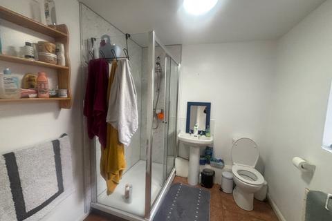 4 bedroom house to rent, Rothesay Avenue, Nottingham, NG7