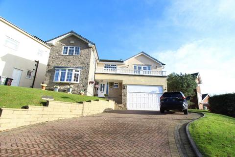 5 bedroom detached house for sale, Lowerfold Way, Shawclough, Rochdale