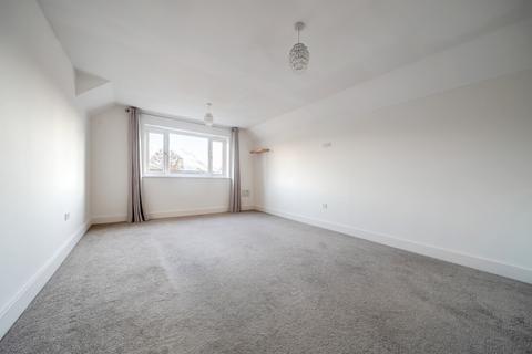 undefined, Oakley Road, Regents Park, Southampton, Hampshire, SO16