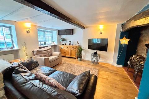 3 bedroom cottage for sale, Lodge Road, Little Houghton, Northamptonshire NN7