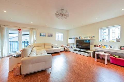 undefined, Landons Close, Docklands, London, E14