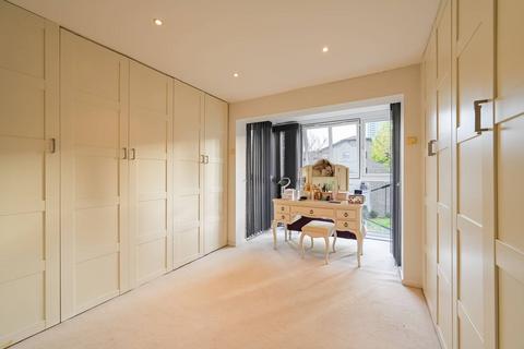 undefined, Landons Close, Docklands, London, E14