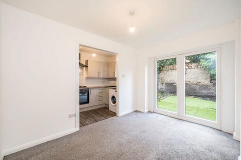 1 bedroom flat to rent, Delaford Street, London SW6