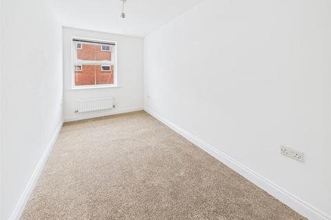 undefined, Larch Close, Nuneaton CV10