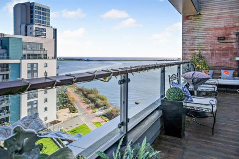 undefined, Ferry Court, Cardiff, CF11