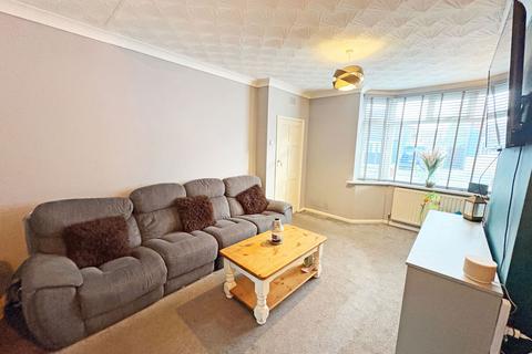 3 bedroom semi-detached house for sale, Queens Road, Skegness, Lincolnshire, PE25 2ET