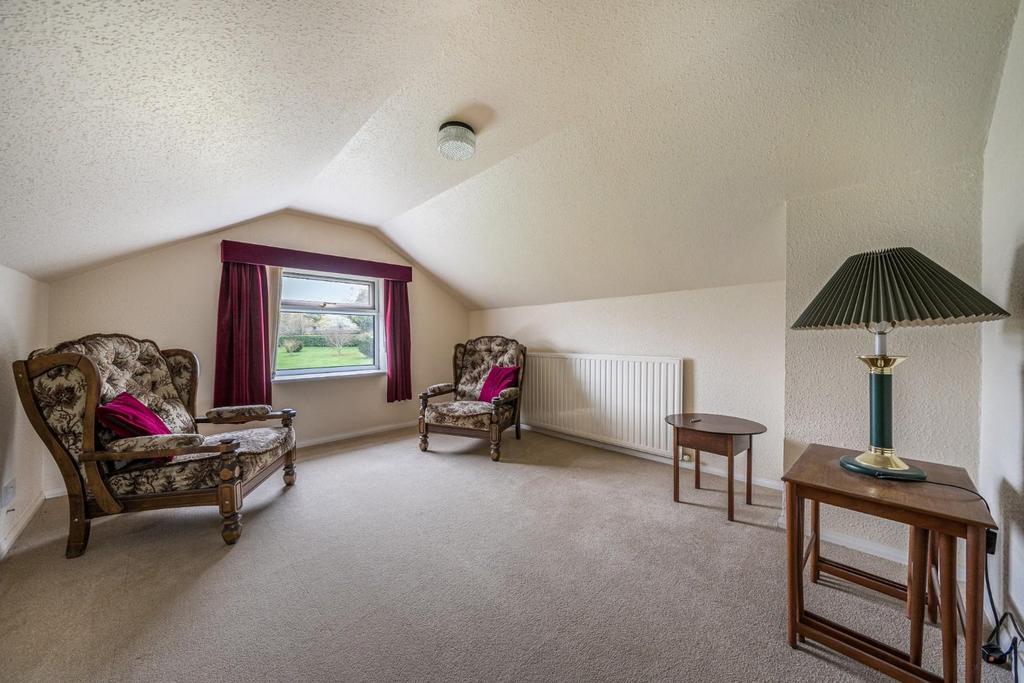 Bedroom 2.jpg