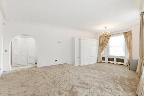 4 bedroom apartment to rent, Albert Hall Mansions, Kensington Gore, London, SW7