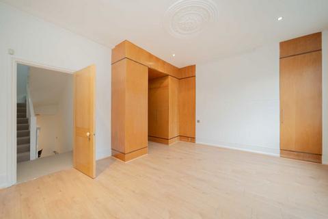 undefined, Bovingdon Road, London SW6