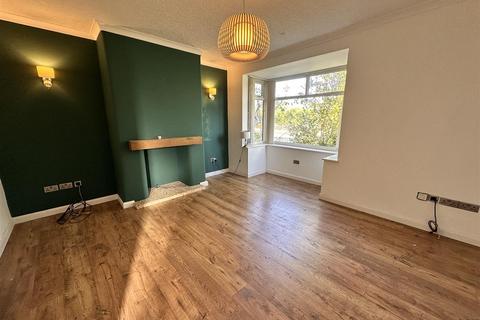 2 bedroom terraced house to rent, Langworthy Road, Salford