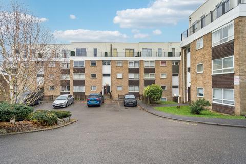 2 bedroom flat for sale, Solomons Hill, Rickmansworth WD3