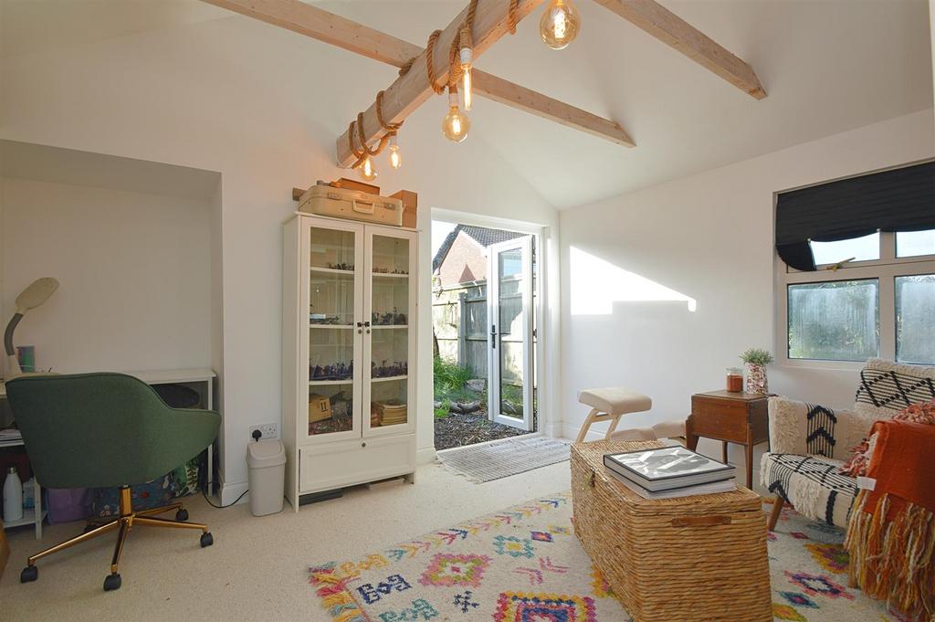 Garden Room2.jpg