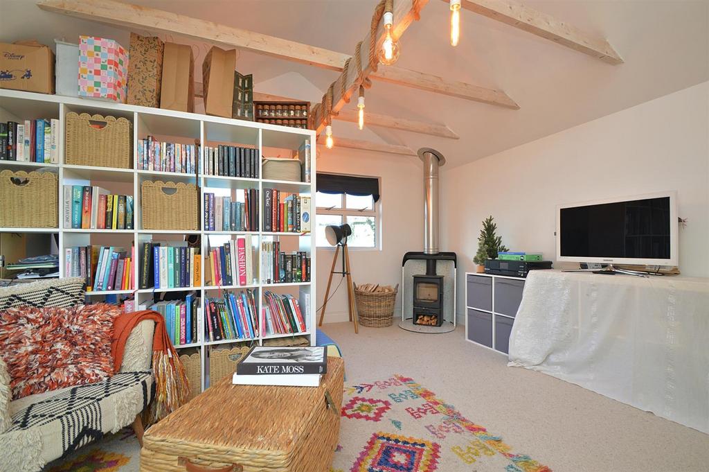 Garden Room1.jpg