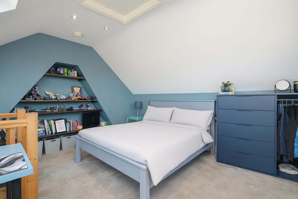 Attic Room.jpg