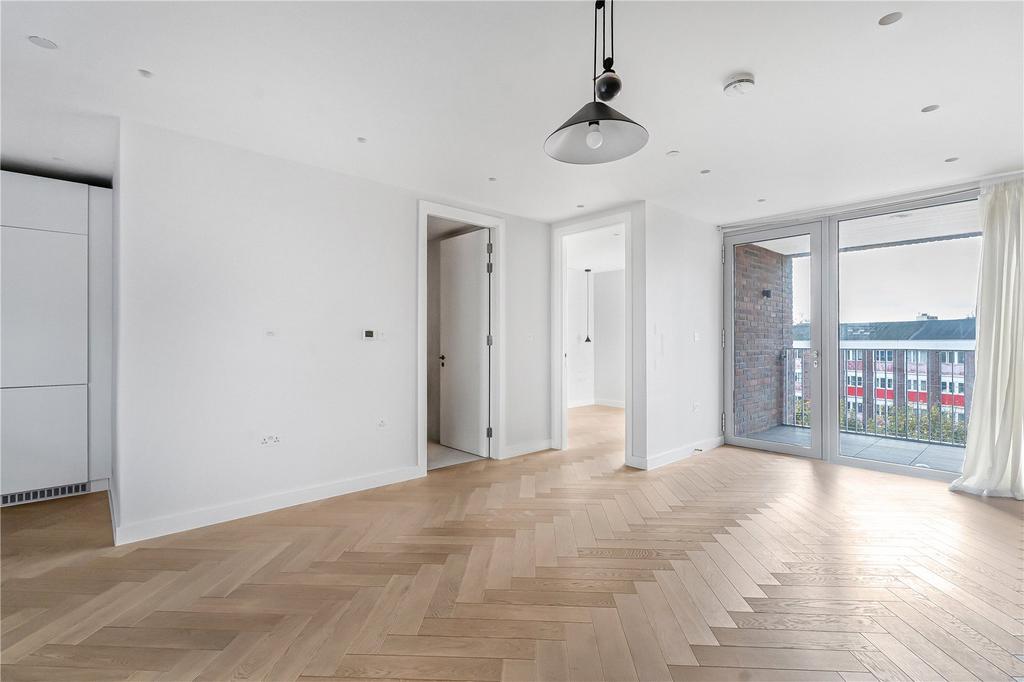Kitchen/Reception