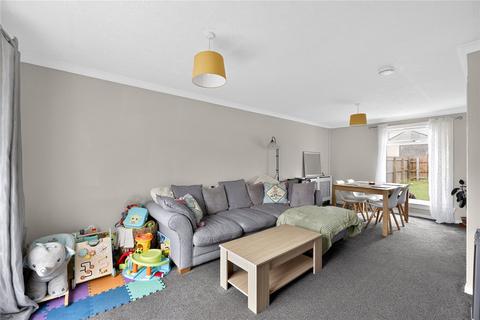 2 bedroom terraced house for sale, Ivanhoe Drive KY6