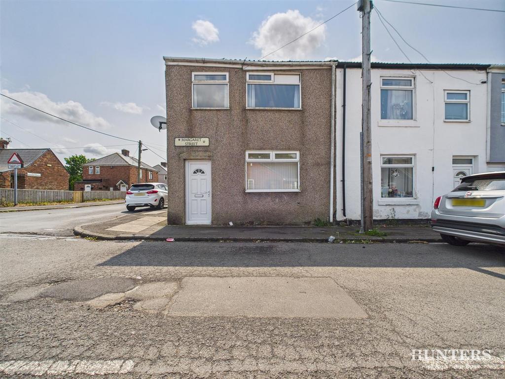 CAM03792 G0-PR0260-STILL021.jpg