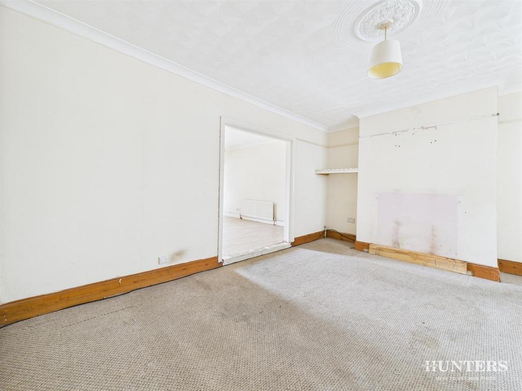 CAM03792 G0-PR0260-STILL003.jpg