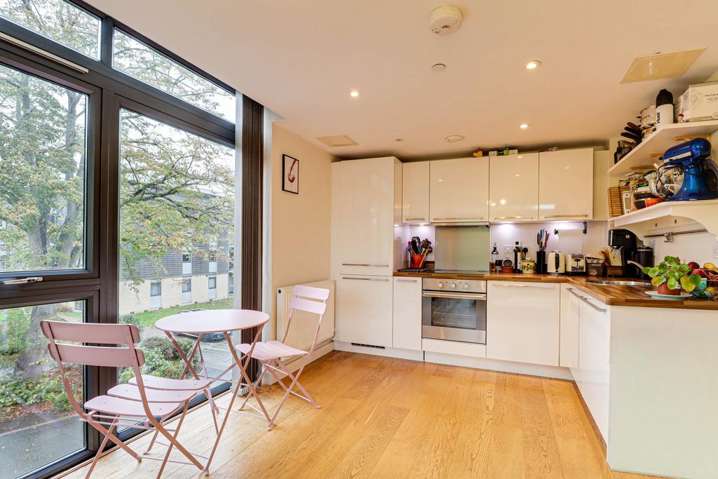 Kitchen/Dining Area