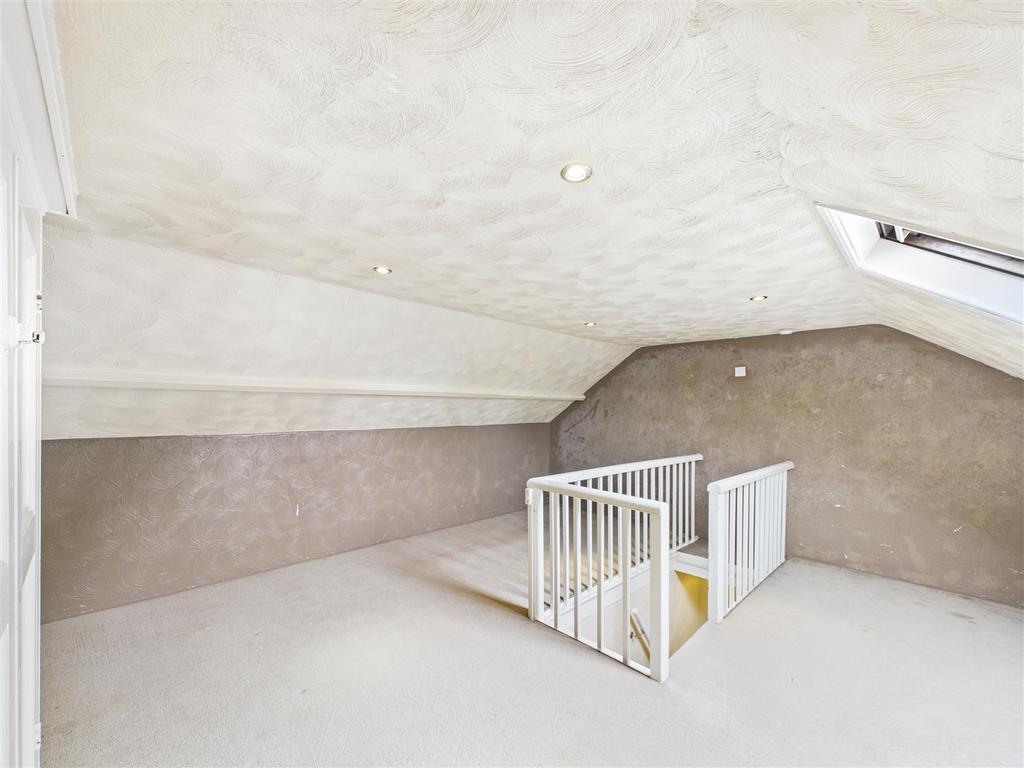 CAM05193 G0-PR0069-STILL018.jpg