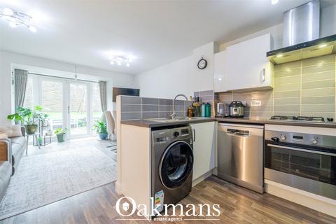 4 bedroom semi-detached house for sale, Norton Way, Worcestershire B61