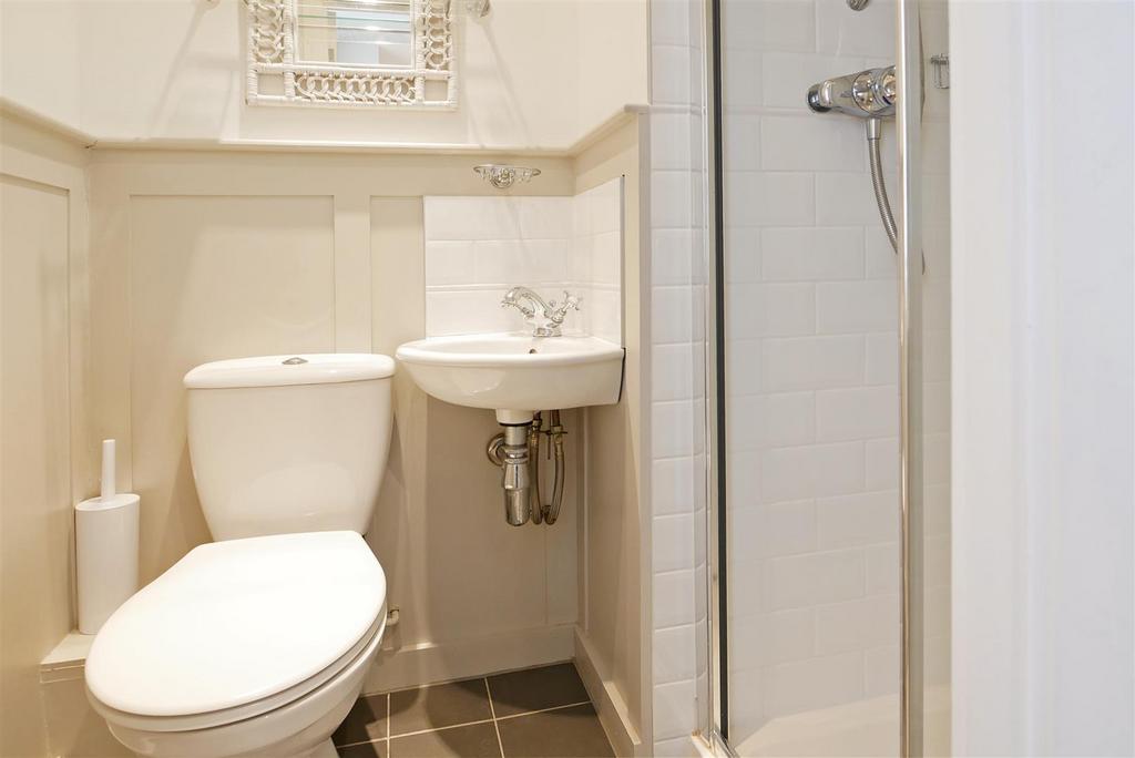 Shower Room.jpg
