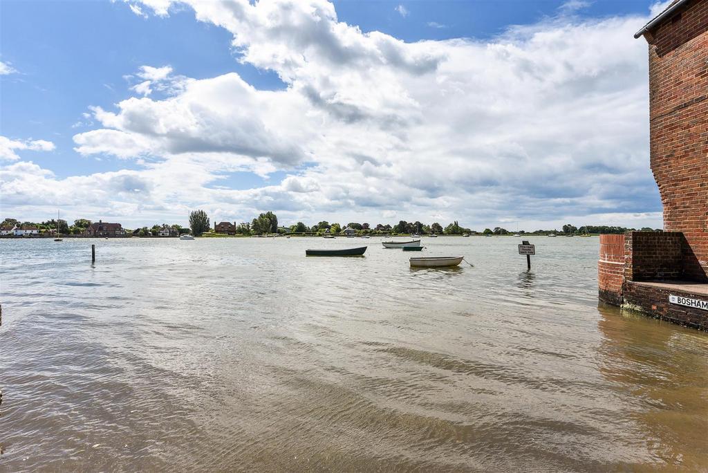 Bosham Lane Harbour View Nearby.jpg