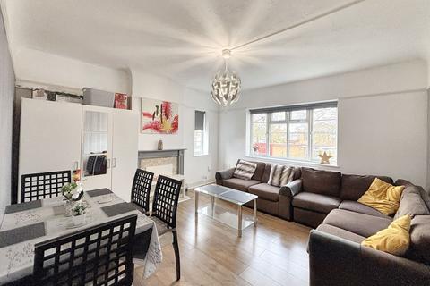 undefined, 10 Lampton Court, Lampton Road, Hounslow, Middlesex, TW3 4EU