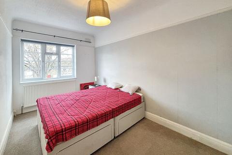 undefined, 10 Lampton Court, Lampton Road, Hounslow, Middlesex, TW3 4EU