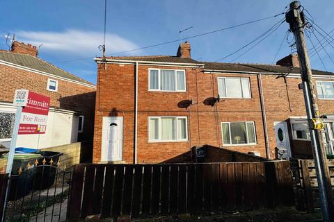 3 bedroom terraced house to rent, Cotsford Park Estate, Horden, Peterlee, Counrty Durham, SR8