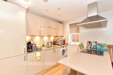 undefined, Laurel Court, Epping CM16