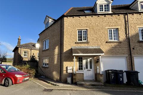 undefined, Pippin Court, Halifax HX2