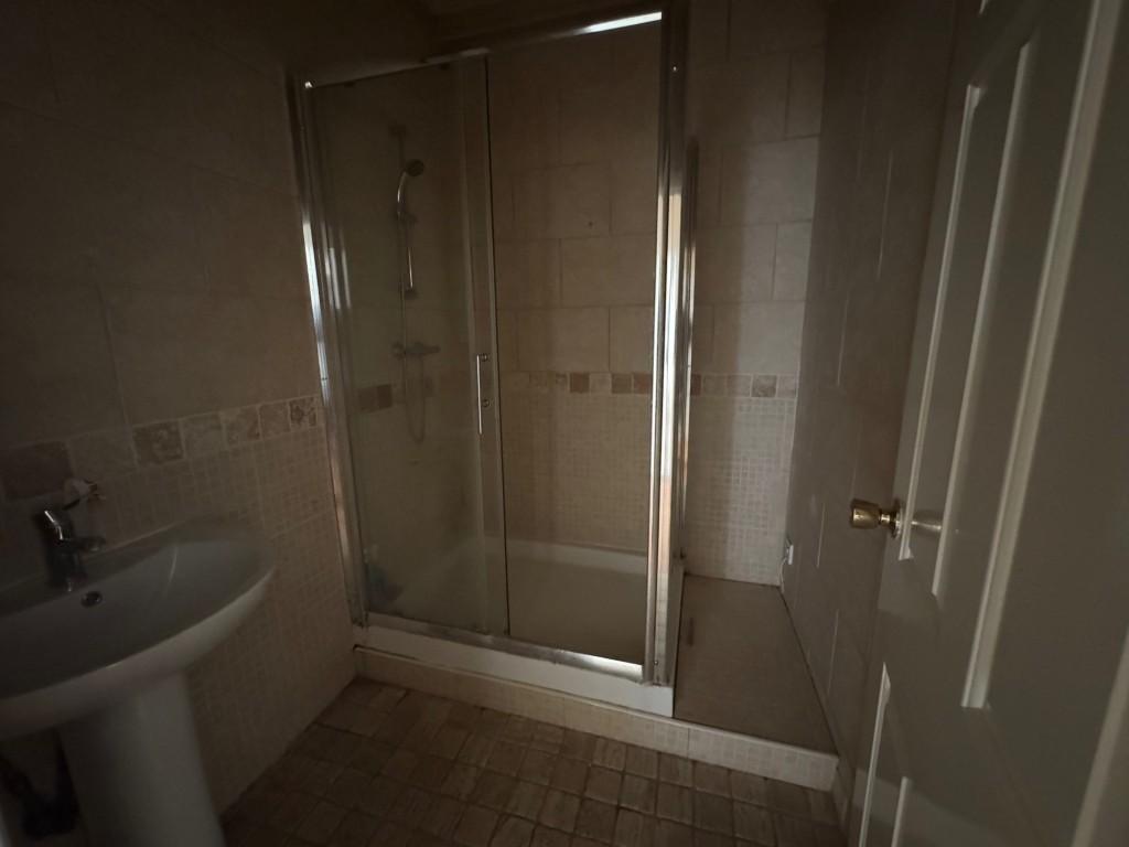 Sr  Medium  T202508141728.jpg