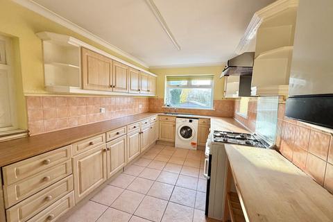 2 bedroom semi-detached house for sale, Grange Road, Riddlesden, Keighley, BD20