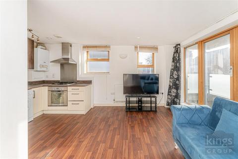 1 bedroom flat for sale, Hampden Lane, London