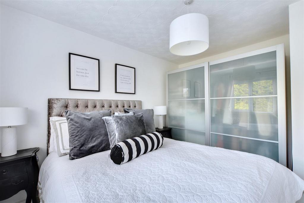 Bedroom 2 1.jpeg