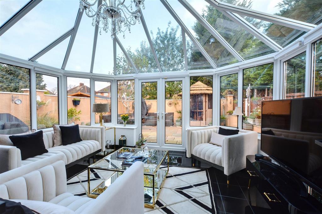 Conservatory 1.jpeg