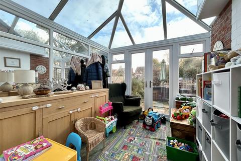 3 bedroom semi-detached house for sale, The Crescent, Shifnal TF11