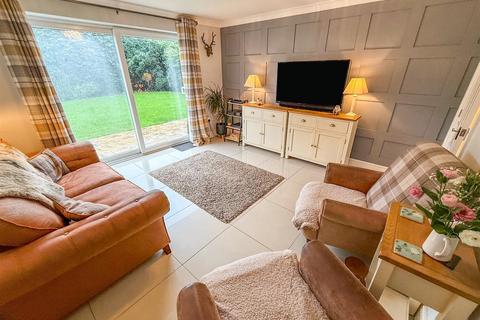 4 bedroom detached house for sale, Blythe House, Arddleen,