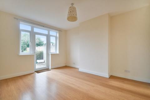3 bedroom semi-detached house for sale, Sunnymead Avenue, Gillingham, ME7