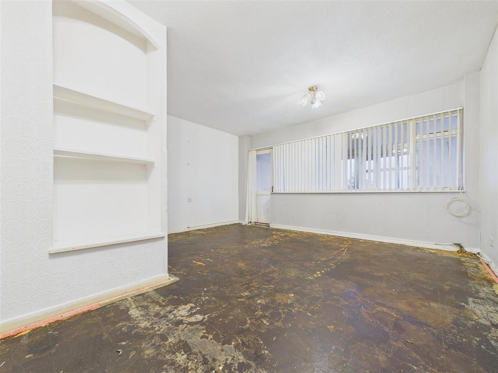 CAM01407 G0-PR0030-STILL007.jpg