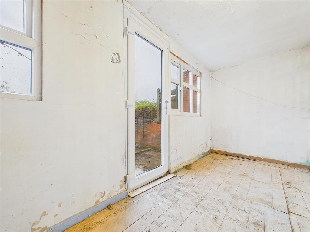 CAM01407 G0-PR0030-STILL009.jpg