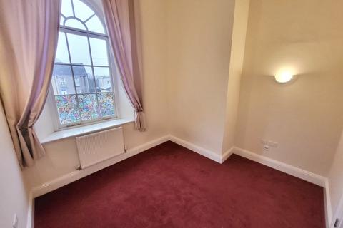 2 bedroom apartment to rent, Morris Street, Morriston, Swansea