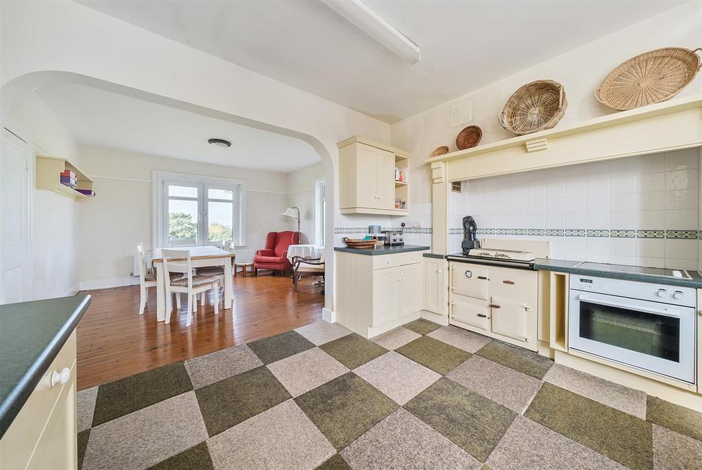 Kitchen &amp; Breakfast Room