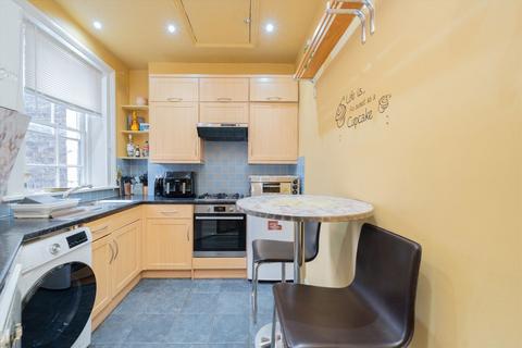 2 bedroom flat for sale, Lupus Street, London SW1V