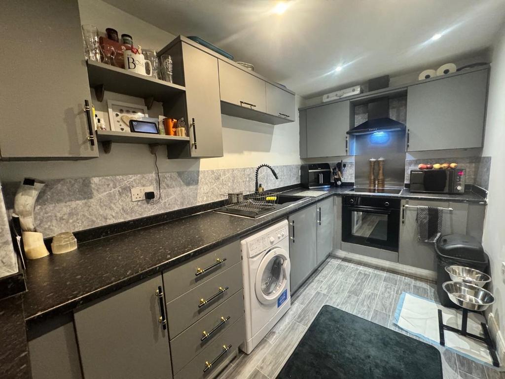 Kitchen1.jpg